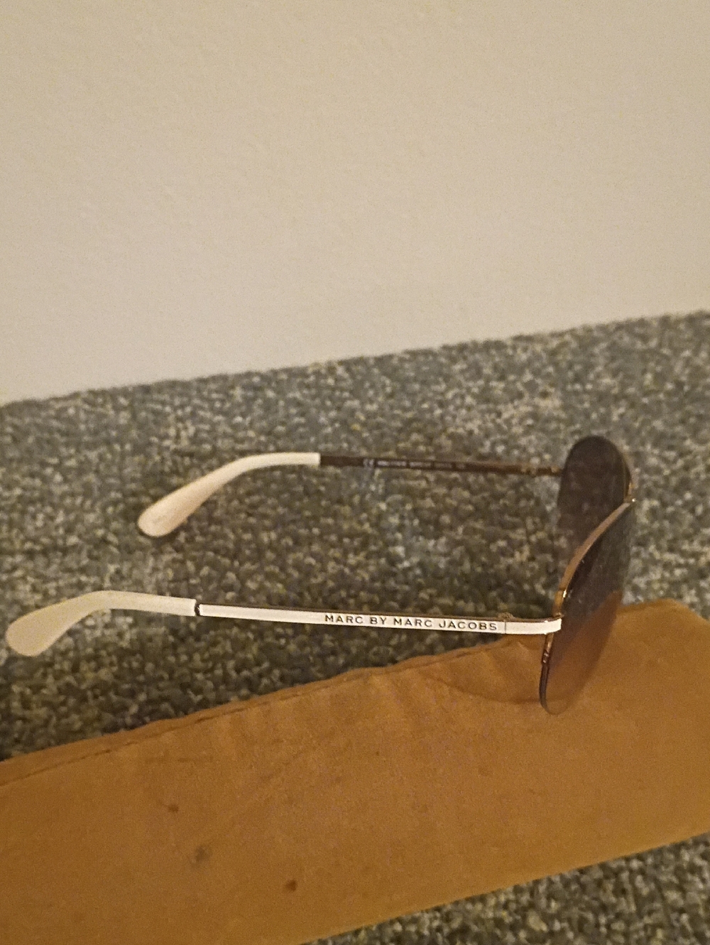 Marc by Marc Jacobs White and Brown Rim Aviator Sunglasses
